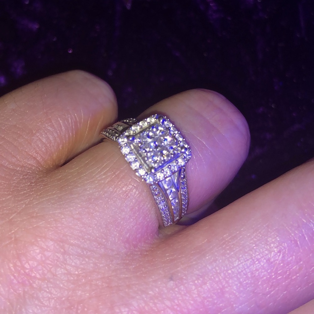 White Gold 1 Carat Diamond Ring